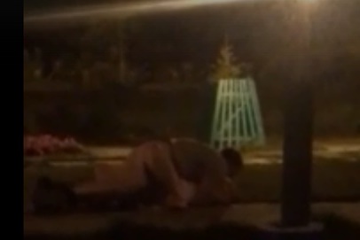 В Башкирии парочка занялась сексом прямо посреди улицы
