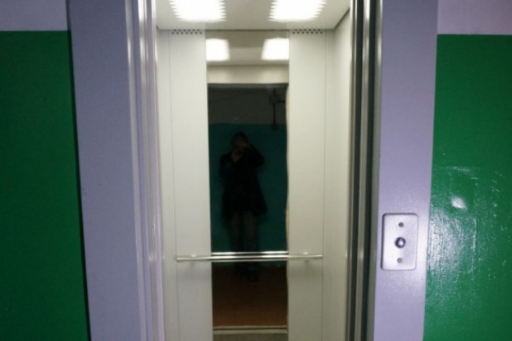 «Звезду» оштрафовали на 50 тысяч рублей за нарушение сроков и некачественный монтаж лифтов в Ангарске