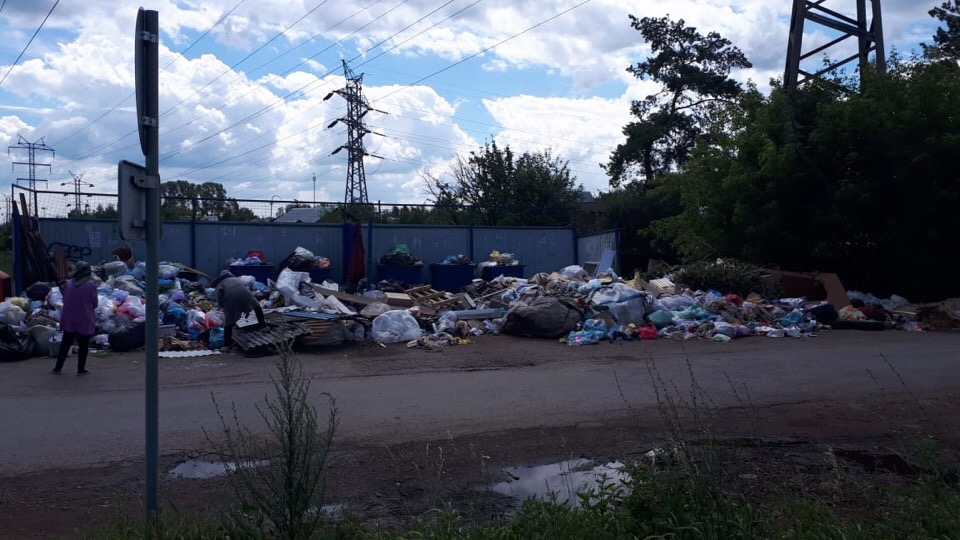Жители сел под Уфой возмущены работой регионального оператора по вызову мусора